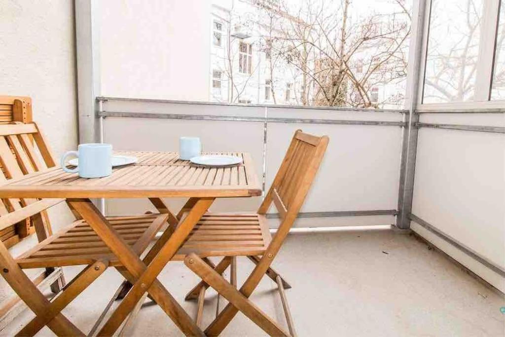 Retro Chic - Charming Apartment Near Augarten Wenen Buitenkant foto